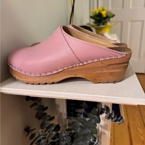 Troentorp pink clogs size 41
